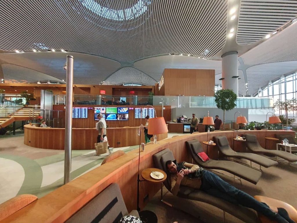 ISTANBUL INTERNATIONAL AIRPORT SIZE visual data 4
